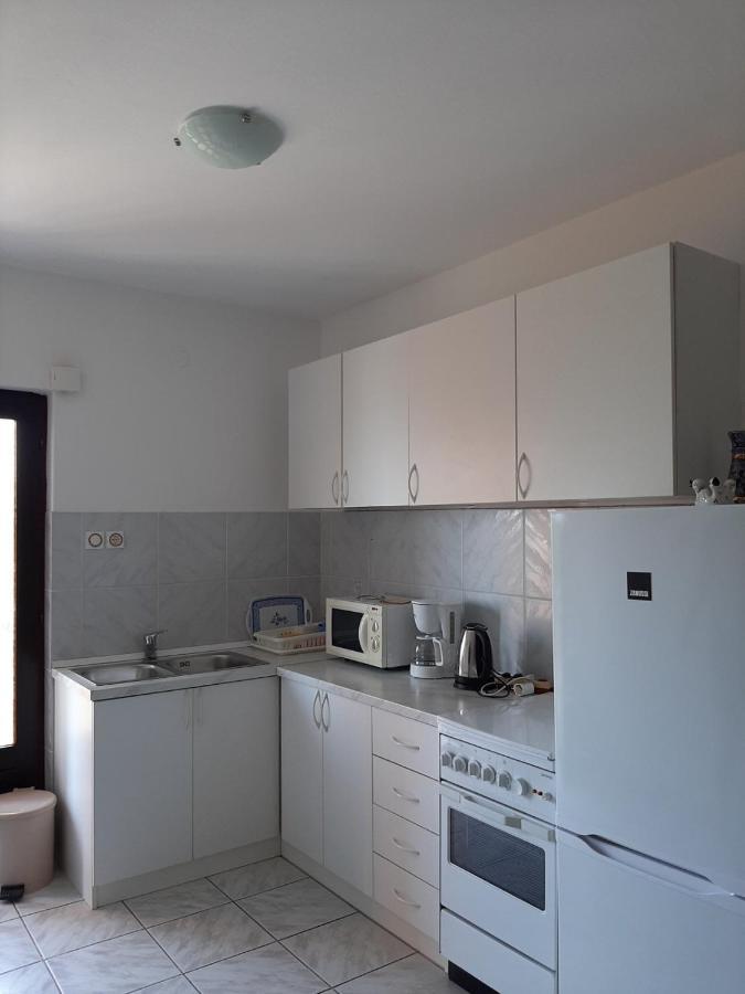 Apartments Grozdana Crikvenica Buitenkant foto