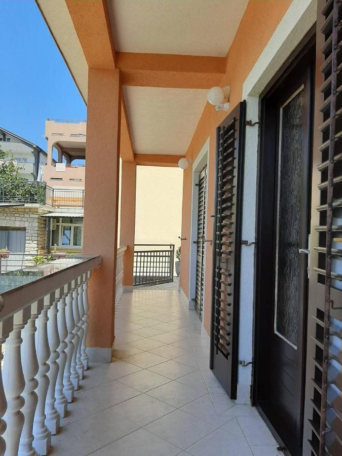 Apartments Grozdana Crikvenica Buitenkant foto